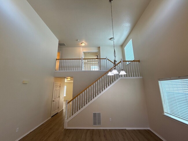 Photo - 386 SE Casting St