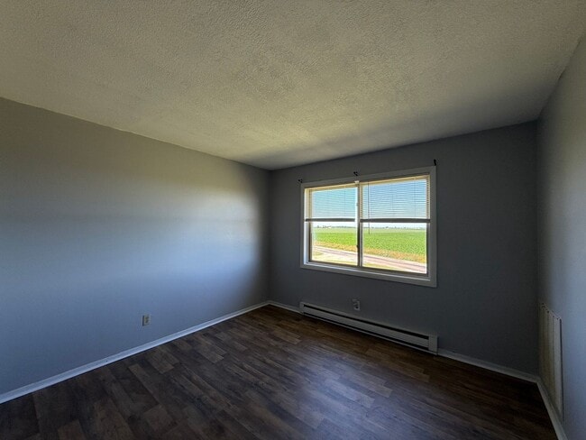 Photo - 2 Bed / 1 Bath Apartment in Warrensburg — Available Now Unit Apt 6