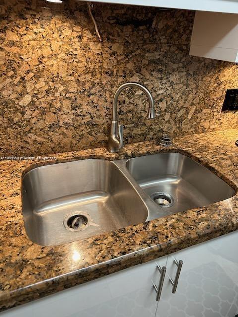 Photo - 101 SW 132nd Way Unidad 308J