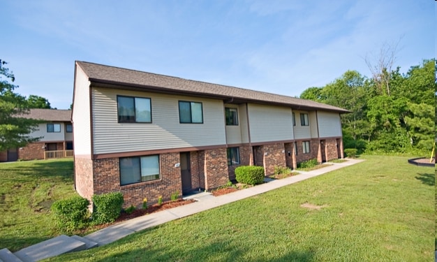 Photo - Pinehurst Apartments
