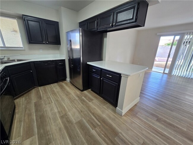 6413 Sterling Springs Pkwy