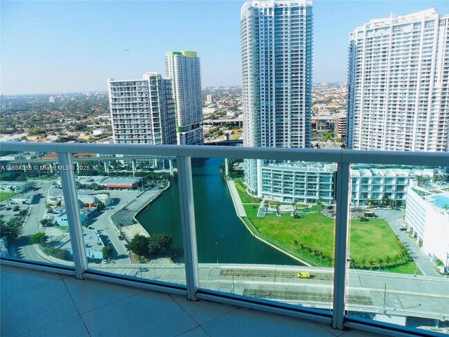 Photo - 31 SE 5th St Condo Unit 3517
