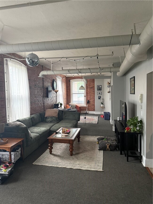 Photo - 775 Park Ave