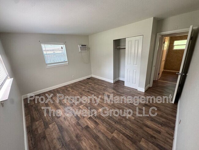 Photo - 1246 31st St NW
