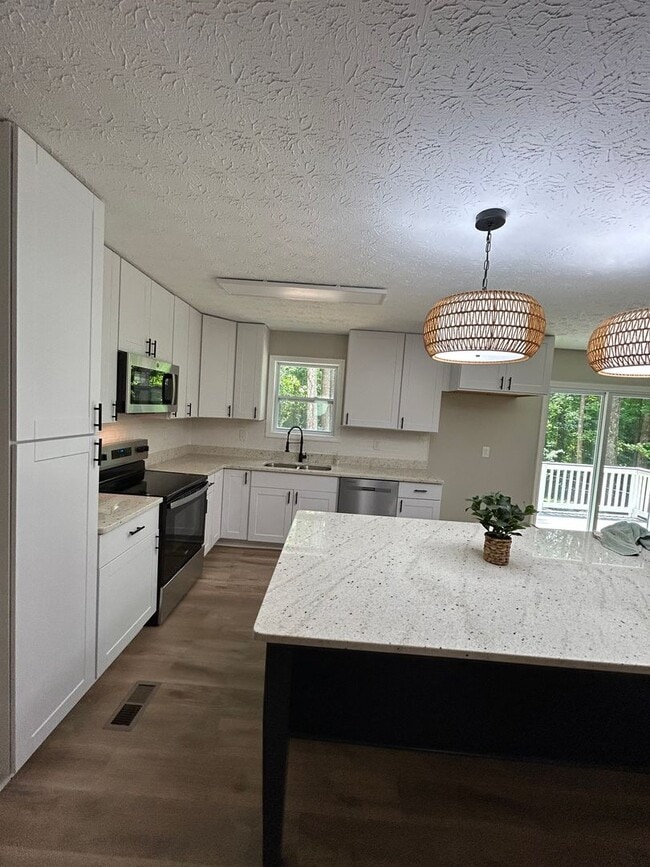 Photo - 1443 Daniel Rd