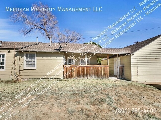 Building Photo - 2323 25th St