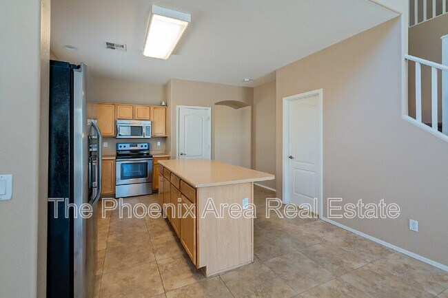 44299 W Oster Dr