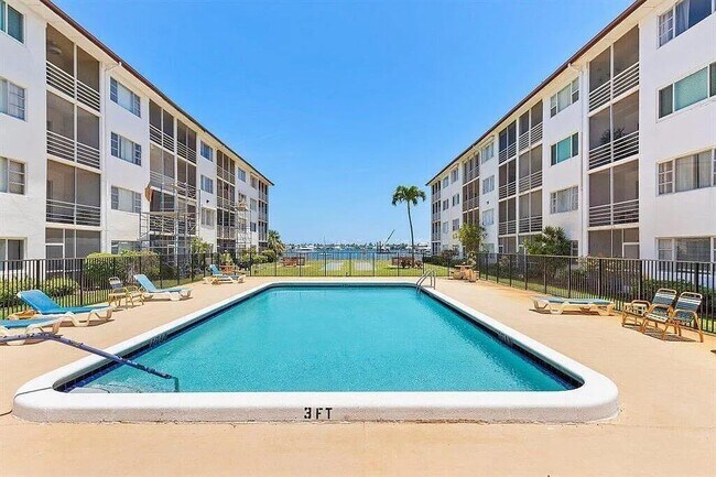 4500 N Flagler Dr Unidad C9