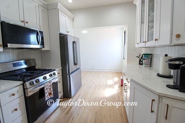 Photo - 6617 S Minerva Ave Unit Apt 2