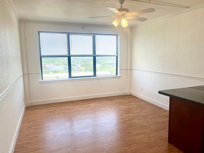 Photo - 311 W Ashley St Unit 1603