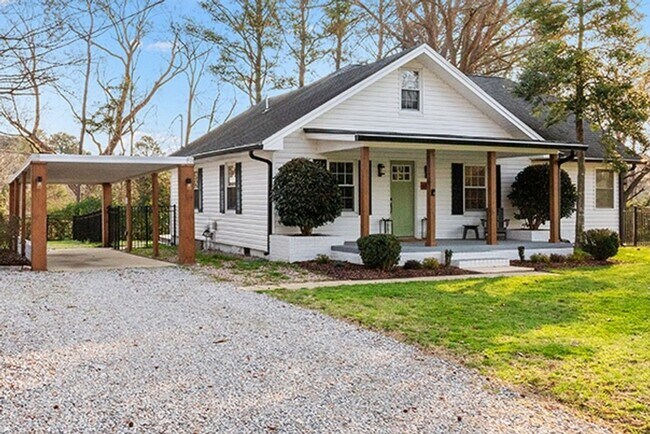 Photo - 4112 St James Church Rd