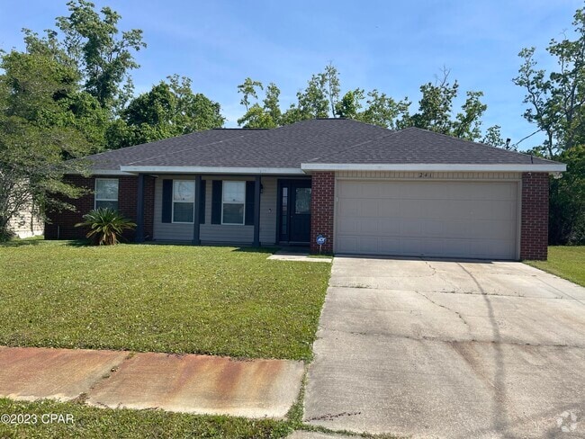 Building Photo - 241 Hannover Cir Rental