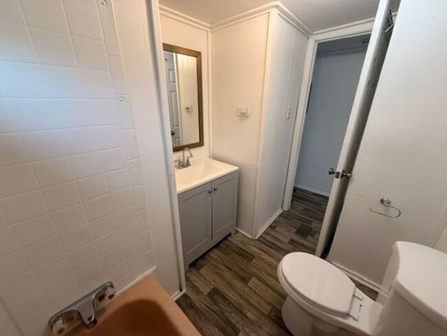 Cute 2 Bed in Greenville!