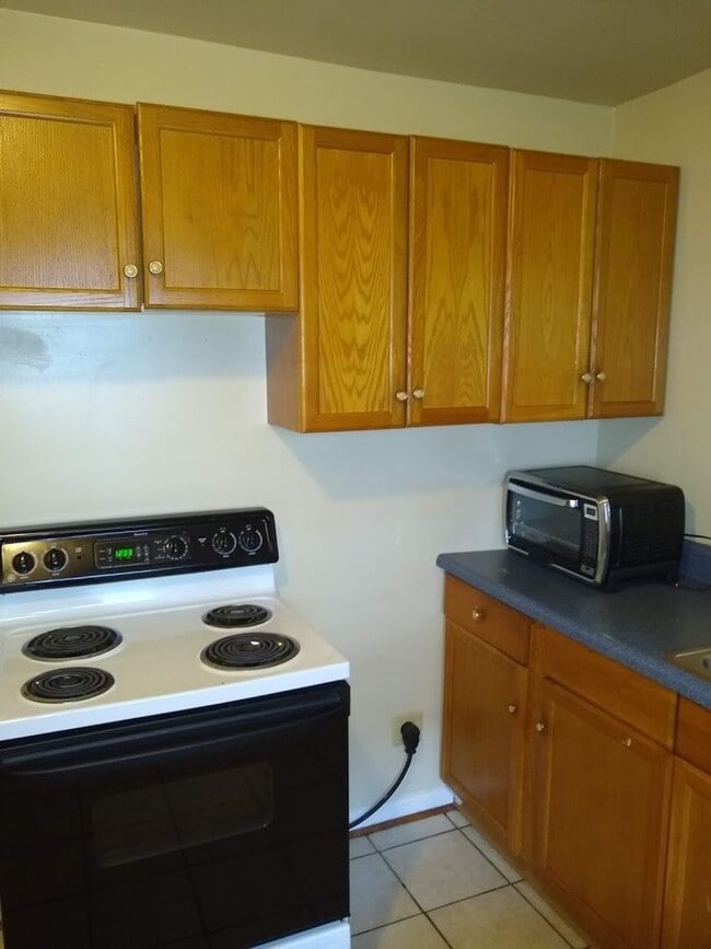 Photo - Chapel Hill/South Merritt Mill Road Apartment