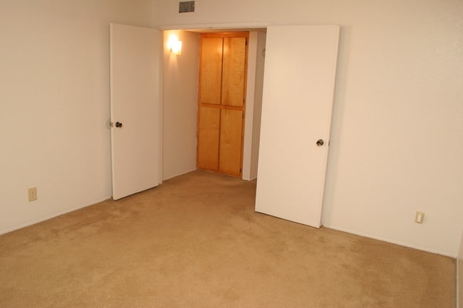 2 bedroom