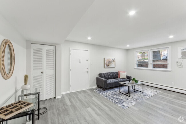 Building Photo - 416 Wharton Dr Rental