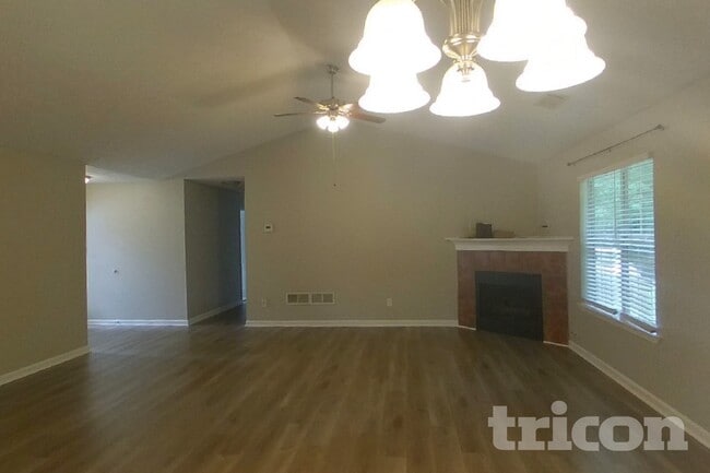 Photo - 104 Kimbell Farm Dr