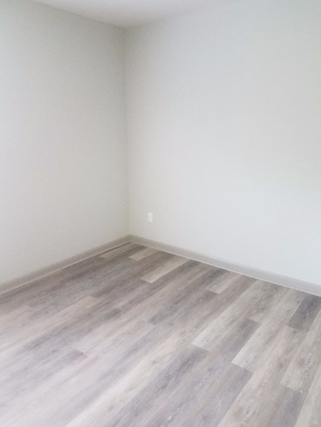 Photo - Quail Forest Apartments