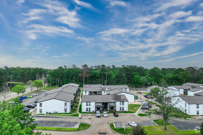 Building Photo - Trails at Northpointe Rental