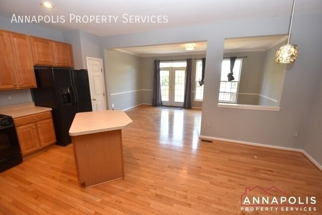 Photo - 916 Glaze Ct