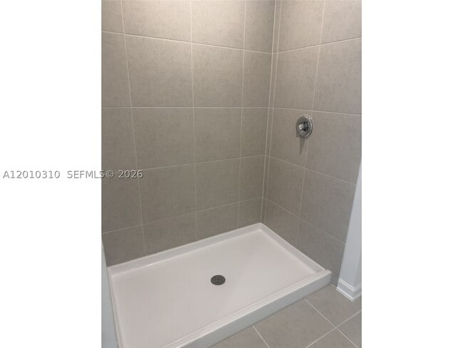 Photo - 5423 Meadow Walk Dr
