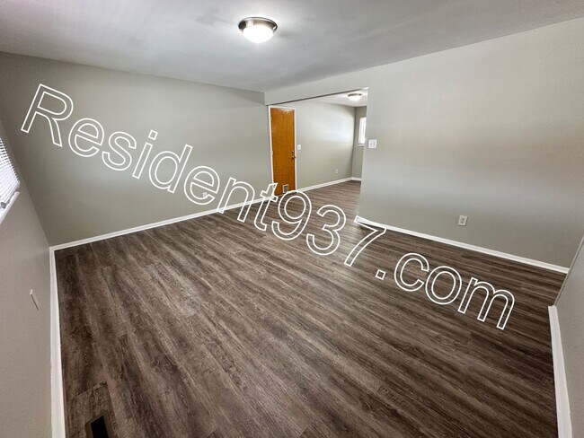 Photo - 3 Bed 1 Bath Home
