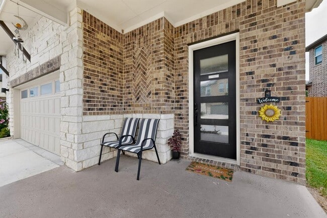 Photo - 1312 Westborough Ln