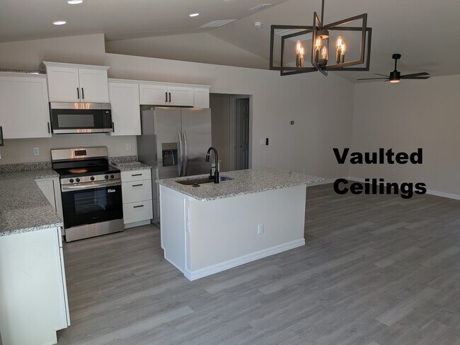 Photo - 7352 Quarry St