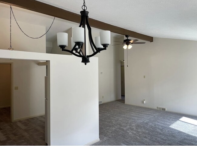 Photo - 8396 N Akins Rd