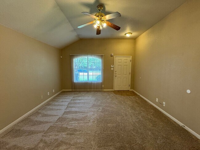 Photo - 4706 John David Dr Unit B