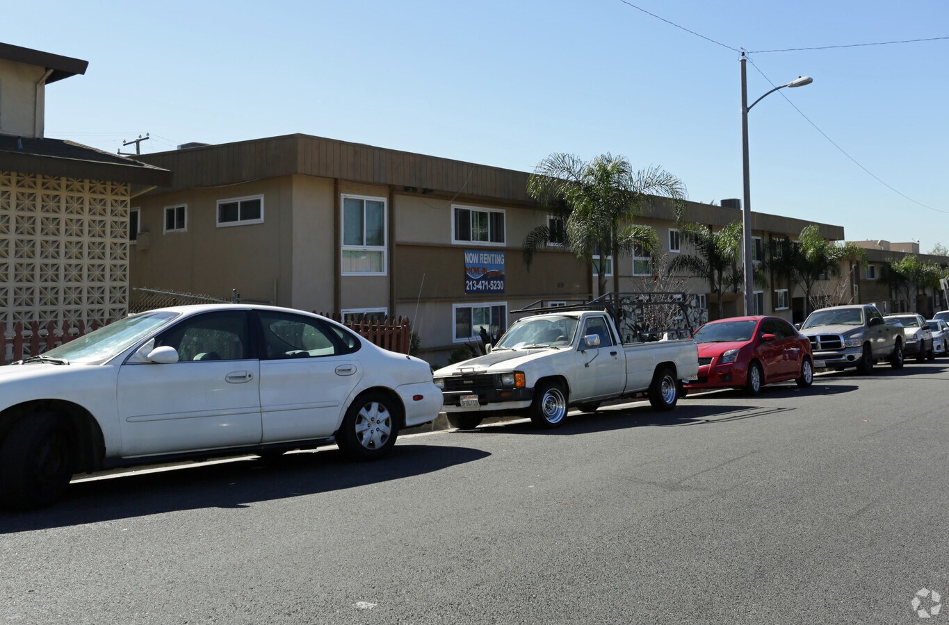 Photo - 3200 W 99th St