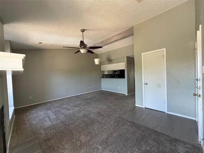 Photo - 5305 Indio Cove Unit D