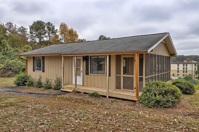 Building Photo - 2 Bedroom House Near Clemson University