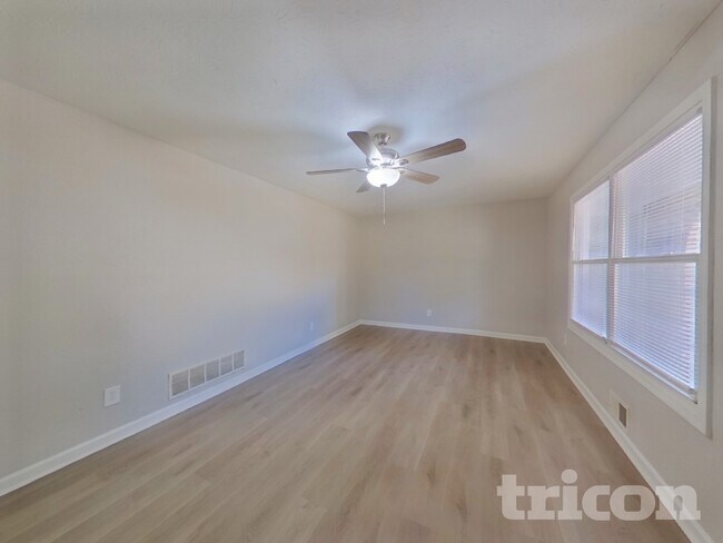 Photo - 50 Highland Blvd