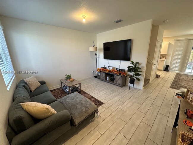 Photo - 1030 SE 23rd Terrace