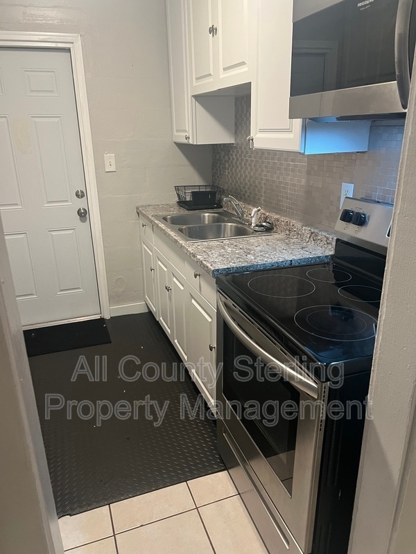 Photo - 521 SE 14th Terrace