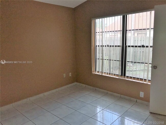 Photo - 15065 SW 49th Ln Unidad E-109
