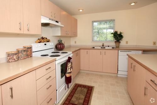 Kitchen - 9200 Redmond Place