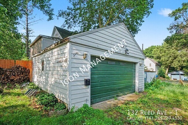 Photo - 132 Reed St Unit 1