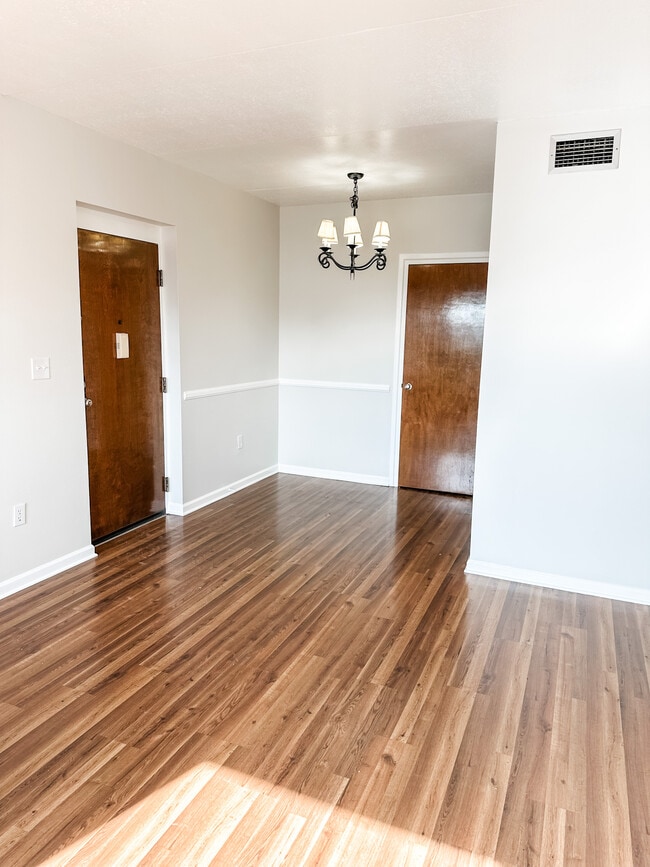 Photo - 1211 Highland Ave Unit 302