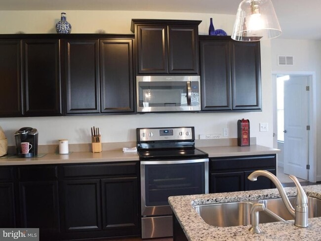 Photo - 690 Whitetail Dr