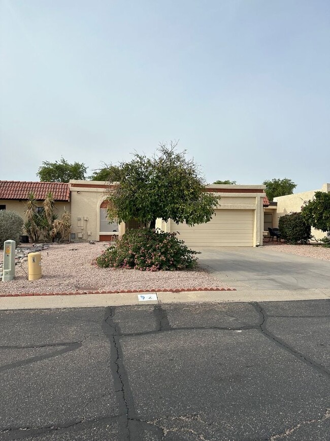 Building Photo - 3 BEDROOM TOWNHOME IN MOONDANCE TOWNHOMES IN MESA