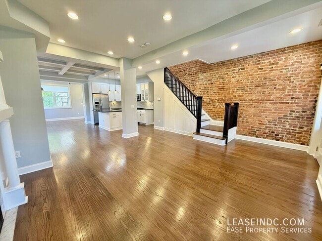 Photo - 4429 9th St NW