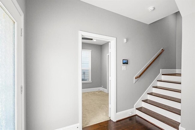 Photo - 411 N Nagle St