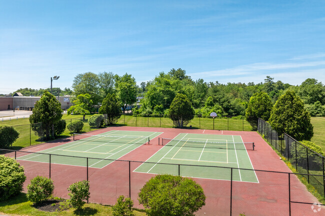Tennis & Basketball Court