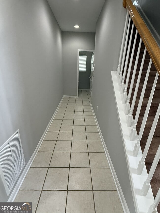 Photo - 1667 Overview Cir SW