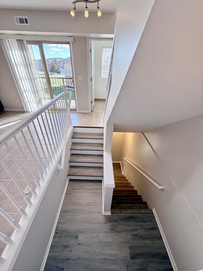 Photo - 14072 Lakeside Blvd N