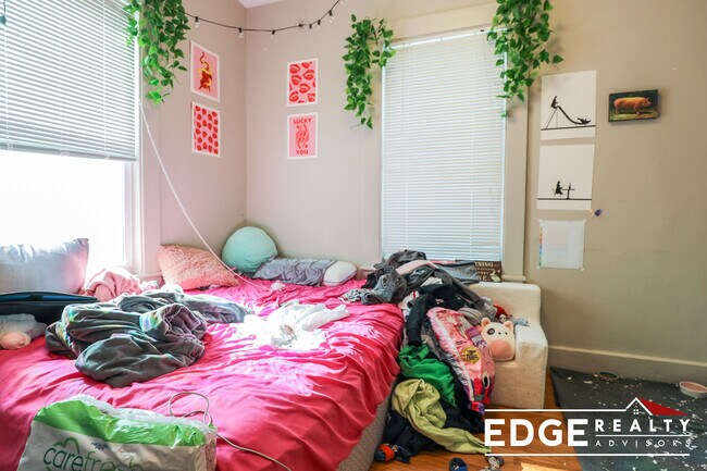 Photo - 17 Greylock Rd