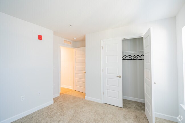 Pushkin- 3BR, 2BA