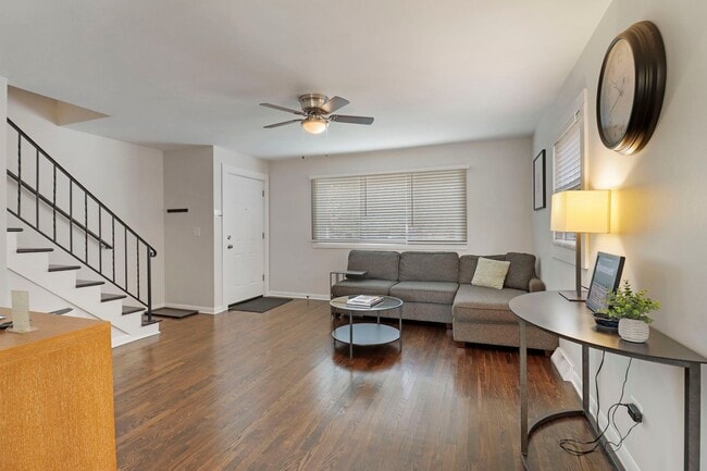 2301 Western Ave Unit 2303